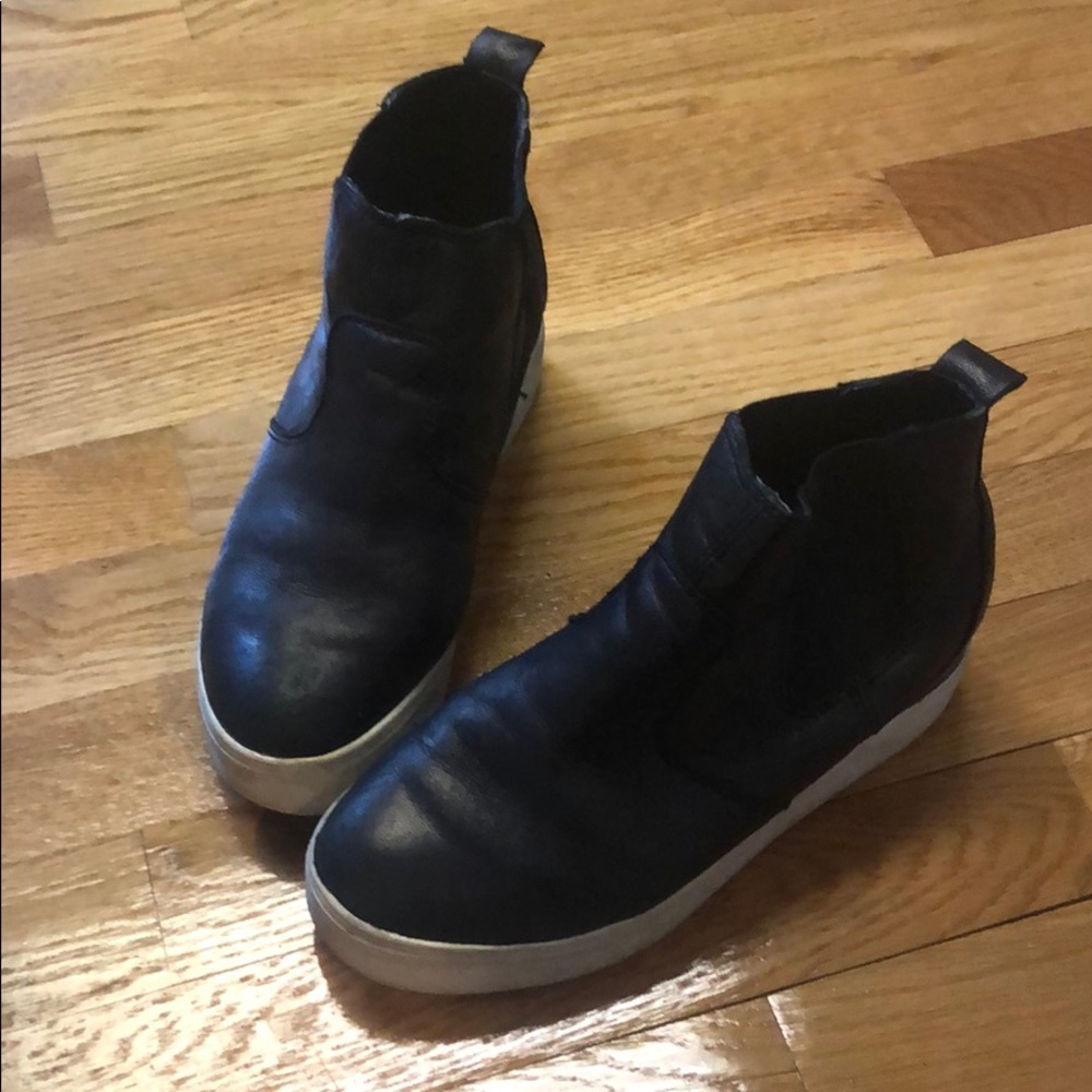 J/slides sneaker wedges size 6.5